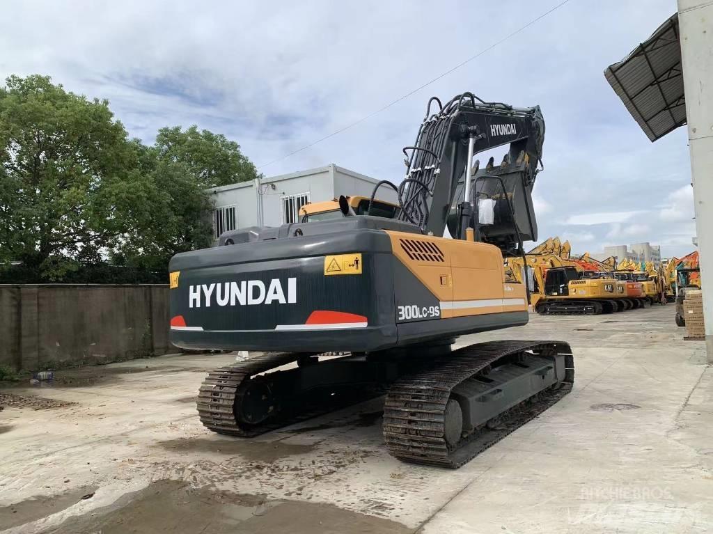 Hyundai R300LS-9S Paletli ekskavatörler