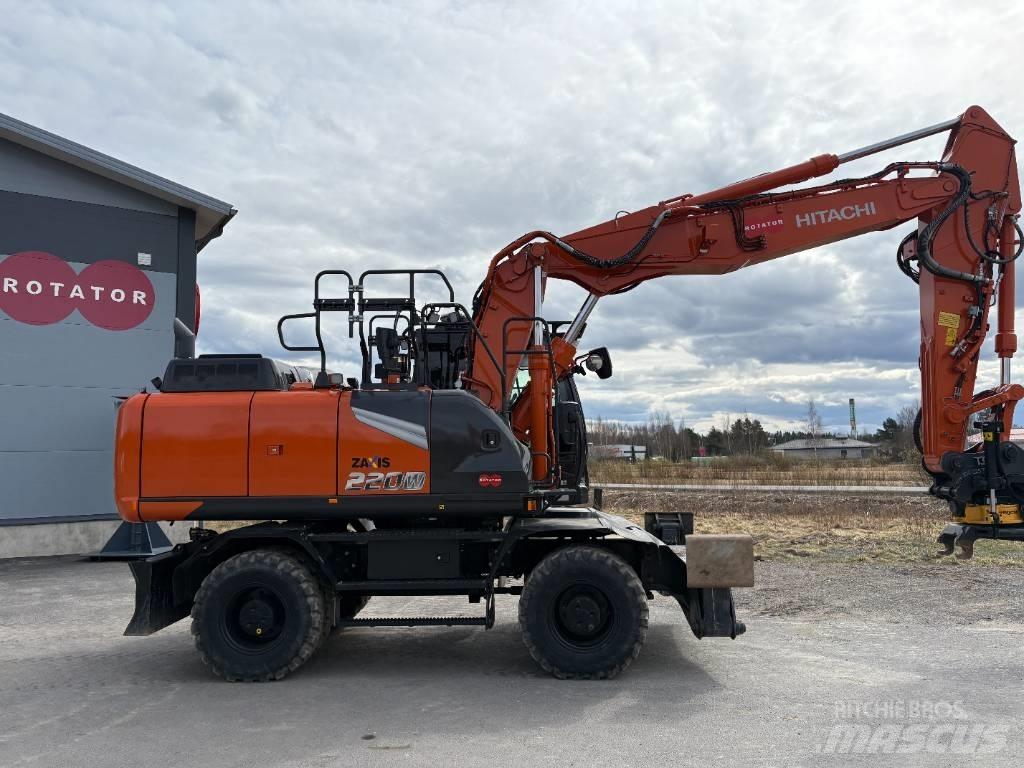 Hitachi ZX220W-7 2P Lastik tekerli ekskavatörler