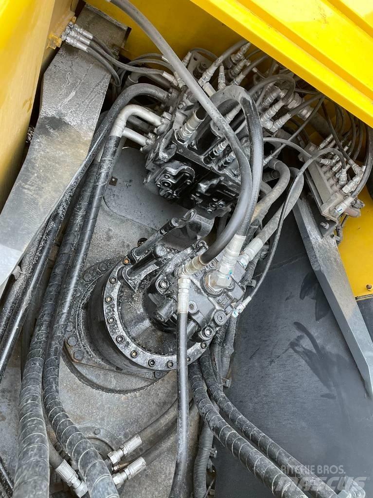 Kobelco SK 250 Paletli ekskavatörler