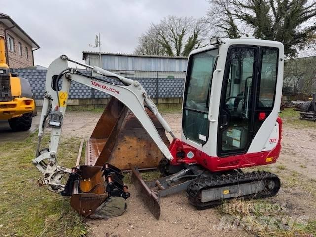 Takeuchi TB 216 V4 Mini ekskavatörler, 7 tona dek
