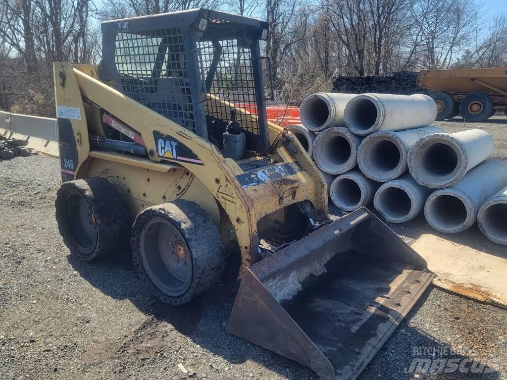 CAT 246 Skid steer loderler