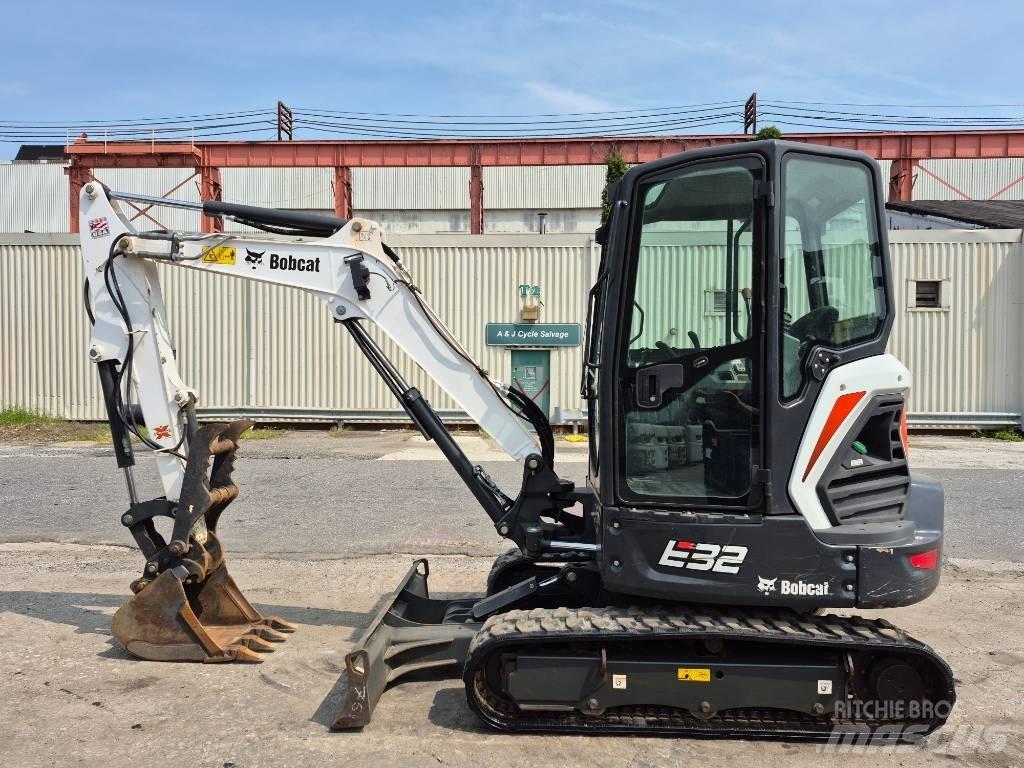 Bobcat E 32i Mini ekskavatörler, 7 tona dek