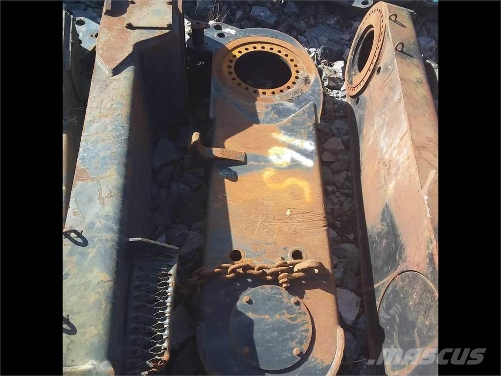 CAT 560 Pendelarm Sanzuman