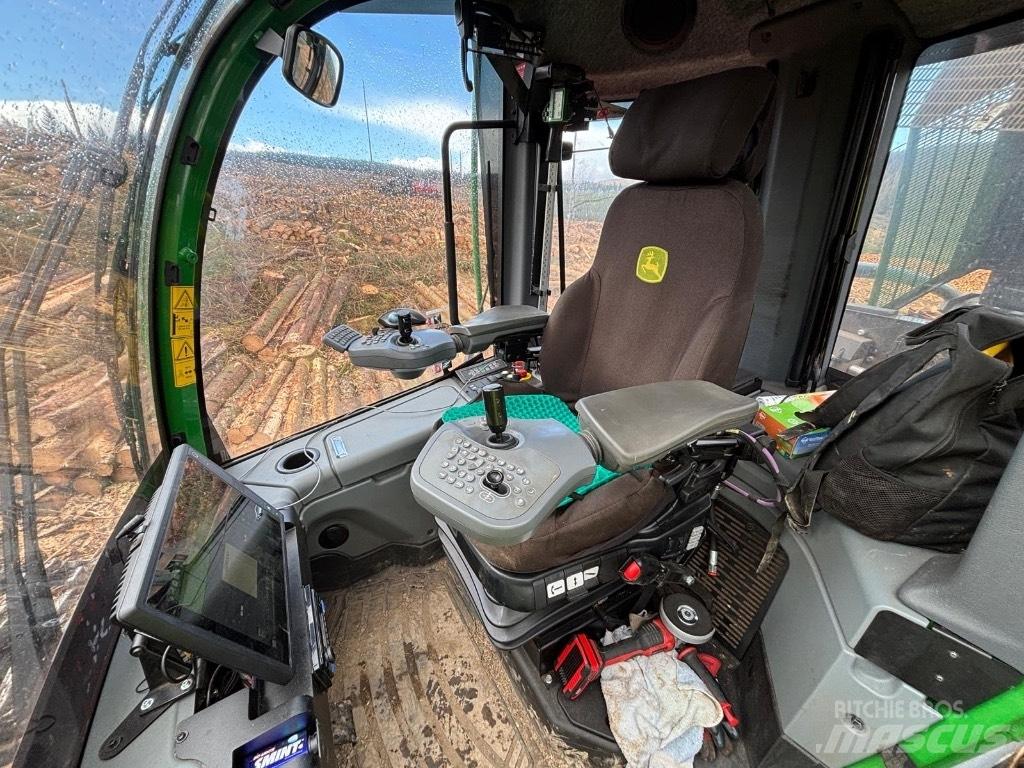 John Deere 1270G 8WD Biçerdöverler