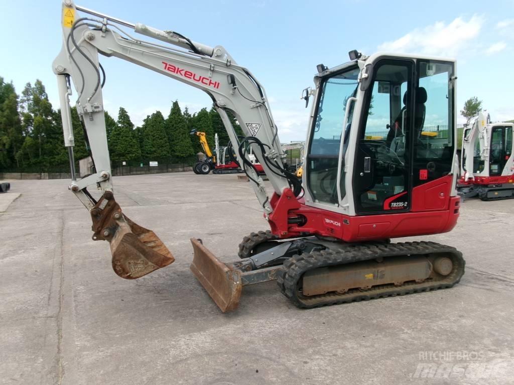Takeuchi TB235-2 Mini ekskavatörler, 7 tona dek