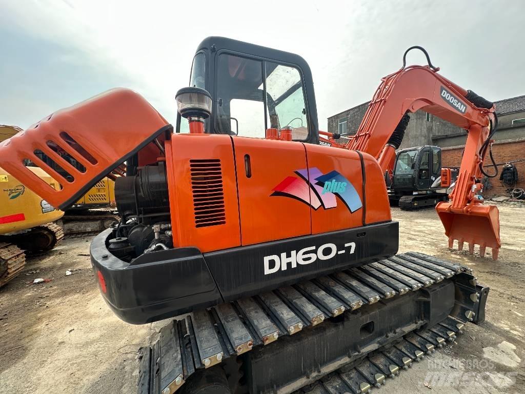 Doosan DH 60 Mini ekskavatörler, 7 tona dek