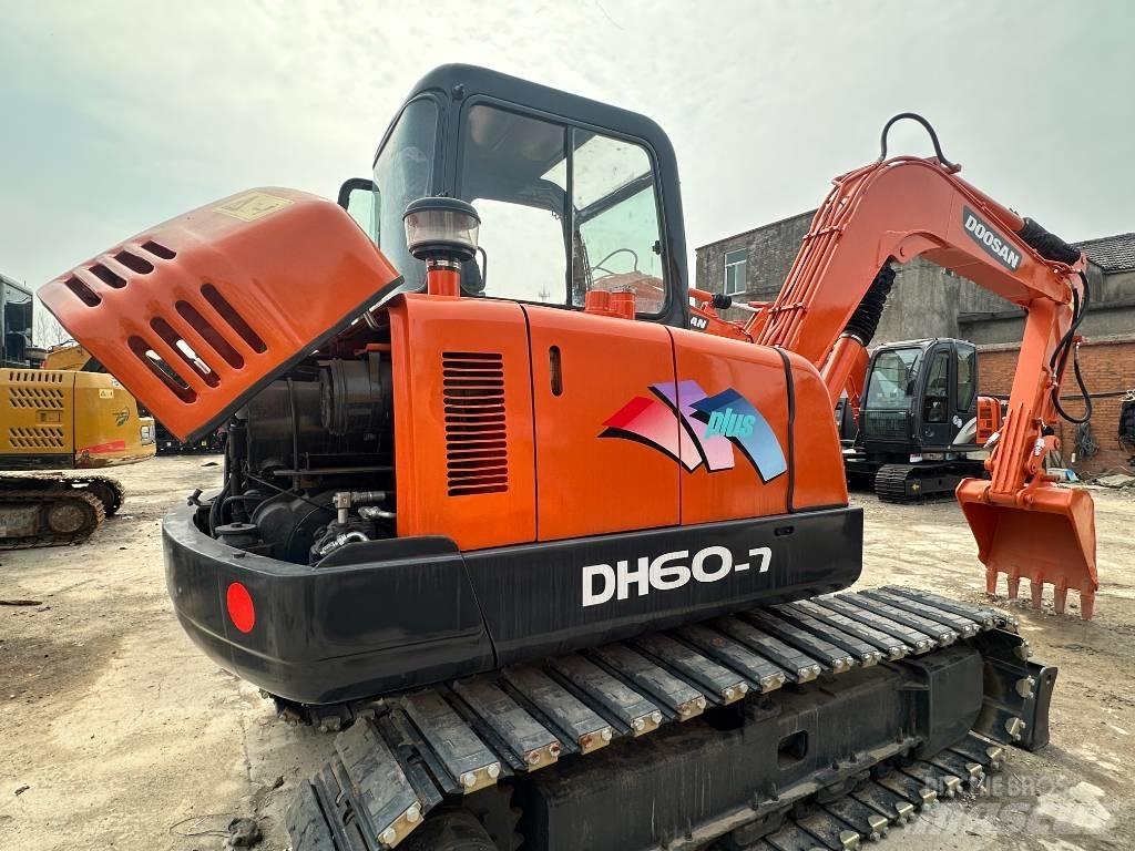 Doosan DH 60 Mini ekskavatörler, 7 tona dek