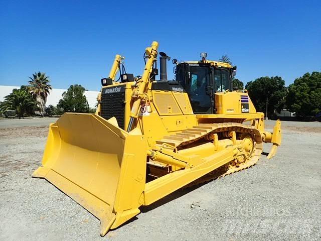 Komatsu D155AXi-8 Paletli dozerler