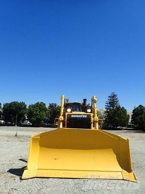 Komatsu D155AXi-8 Paletli dozerler