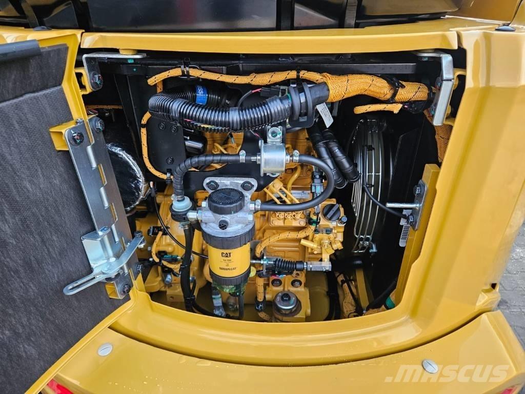 CAT 302.7 CR Mini ekskavatörler, 7 tona dek