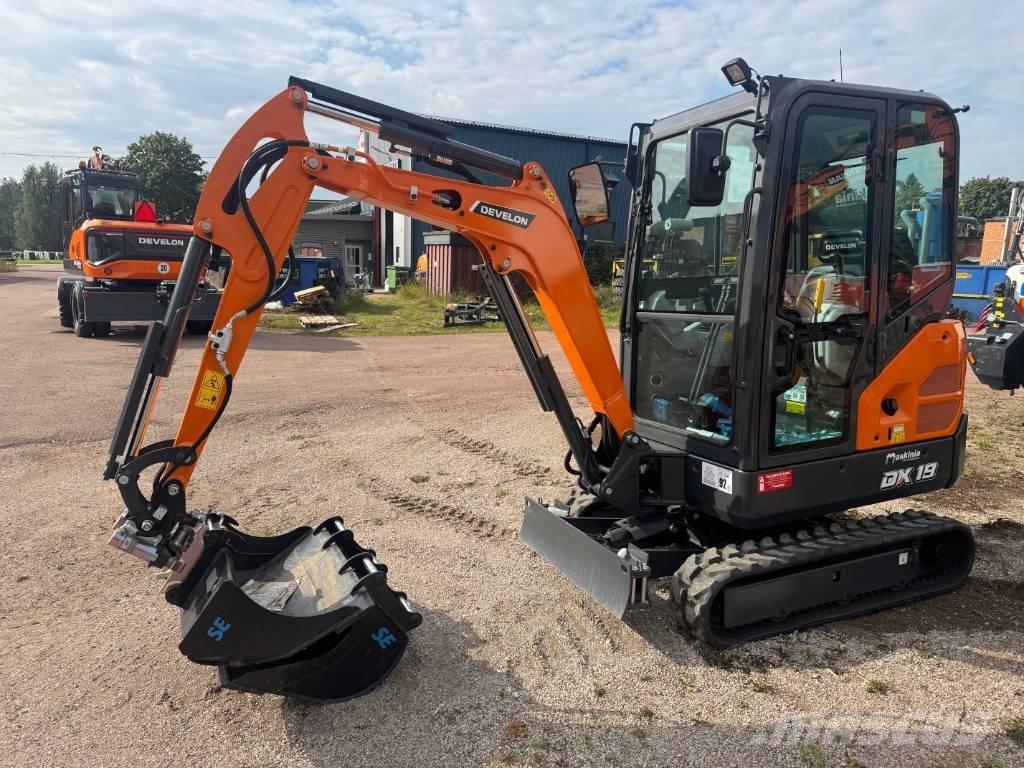 Develon DX 19-7 Mini ekskavatörler, 7 tona dek