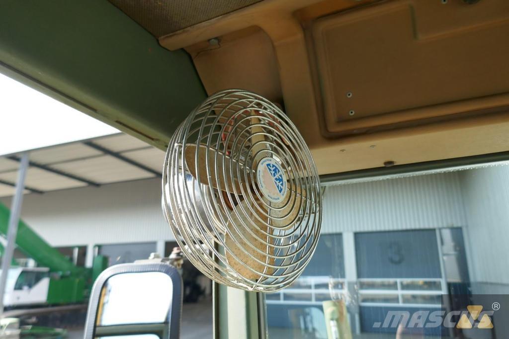 CAT 130G Ex-army Greyderler