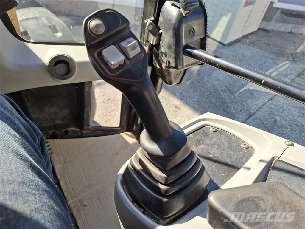 CAT 906H2 Tekerlekli yükleyiciler