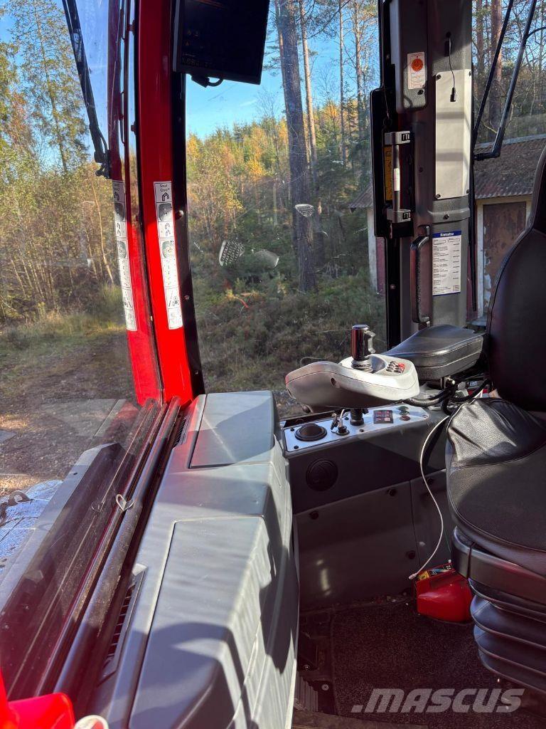 Komatsu 845 Tomruk yükleyici traktörler