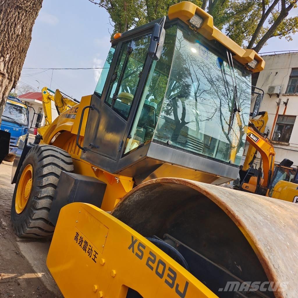 XCMG XS 203 J Tek tamburlu silindirler