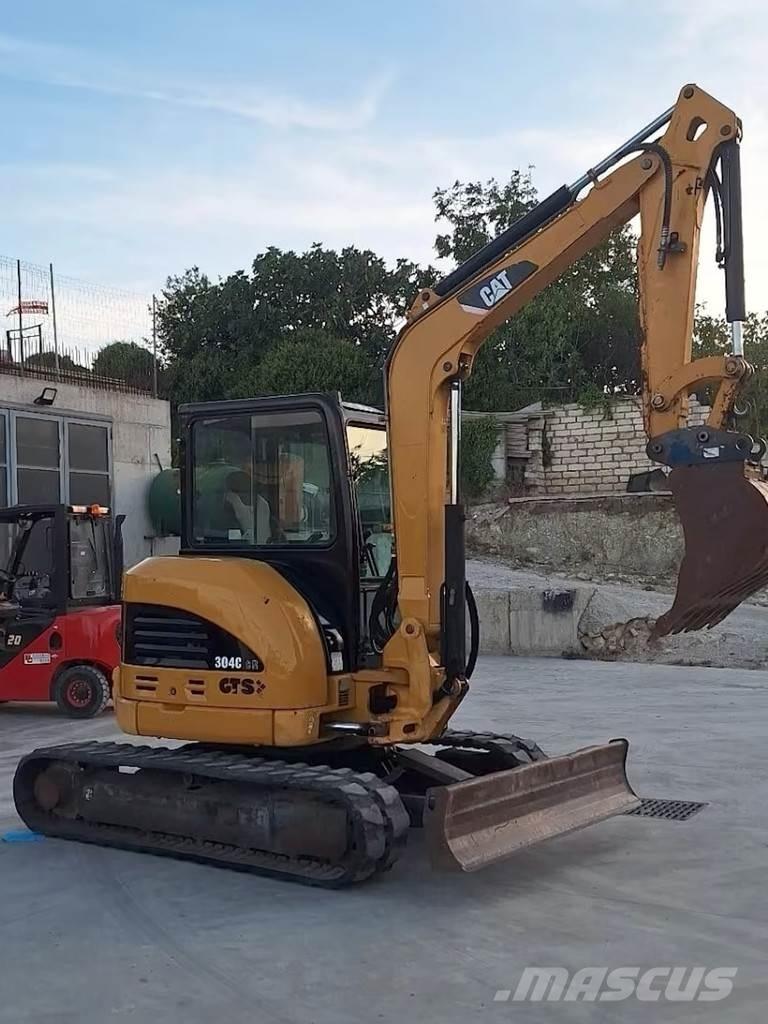 CAT 304CR Mini ekskavatörler, 7 tona dek