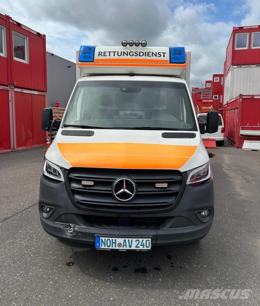 Mercedes-Benz 1000 Ambulanslar