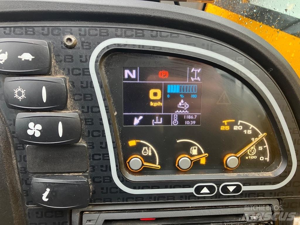 JCB 527-58 Agri Tarimsal teleskopik yükleyiciler