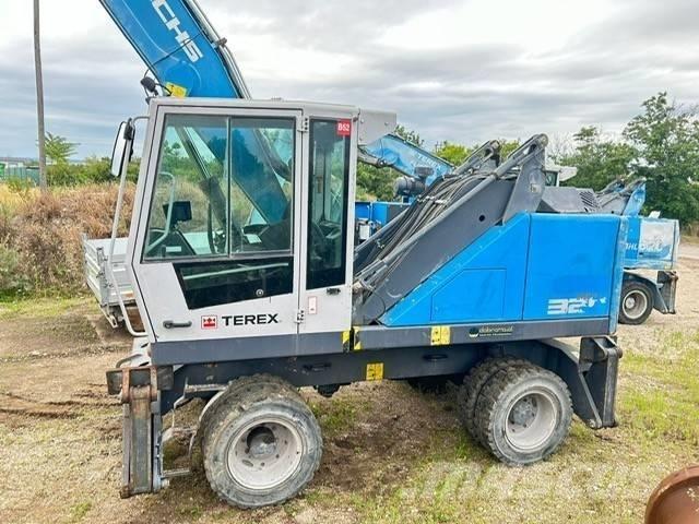 Fuchs MHL 320 Atık taşıma araçları