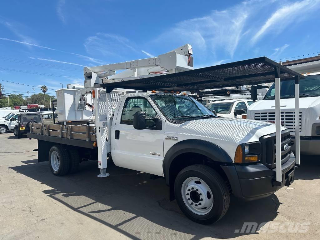 Ford F 550 Araç üstü platformlar