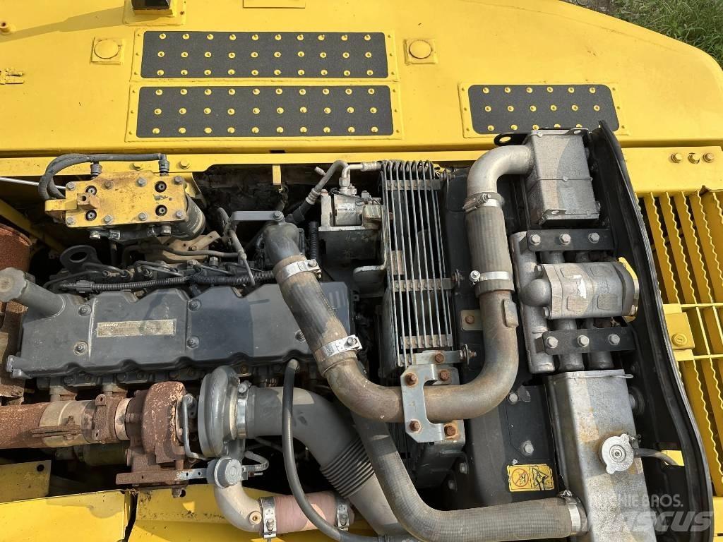 Komatsu PC240-8 Paletli ekskavatörler