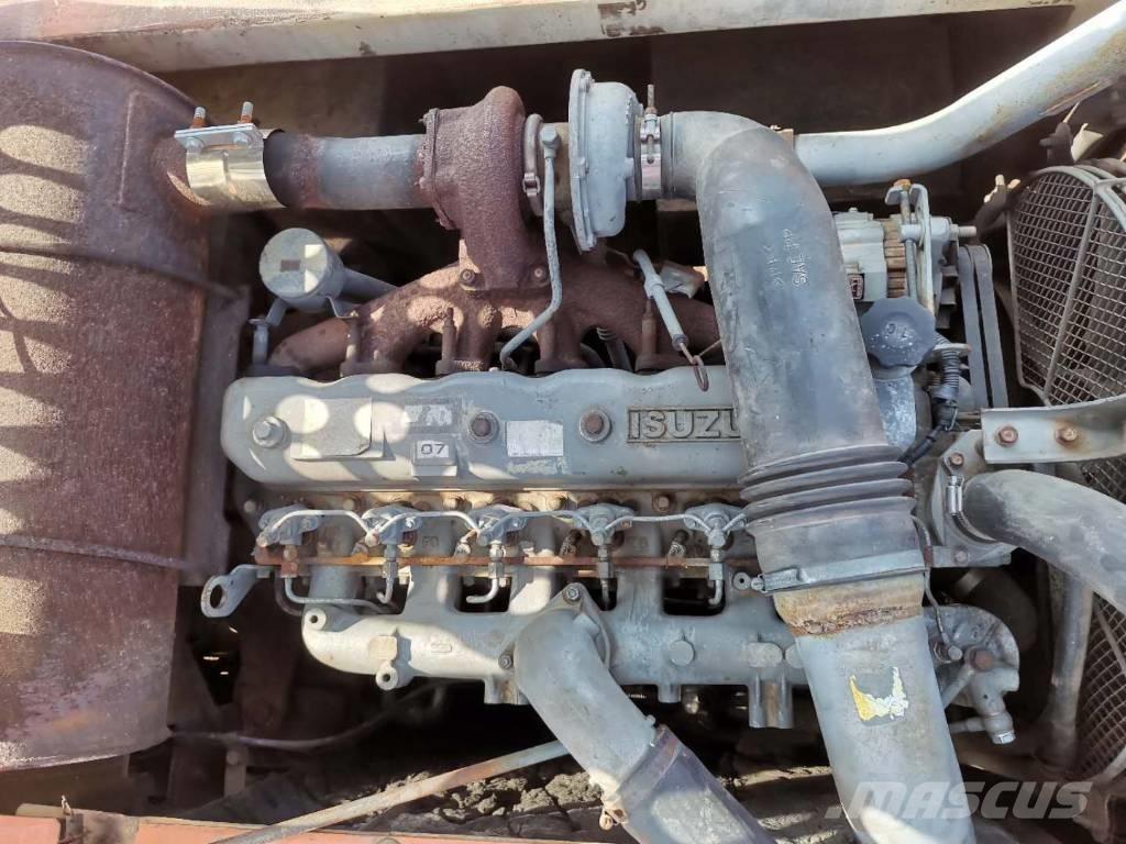 Hitachi ZX 210 W Lastik tekerli ekskavatörler