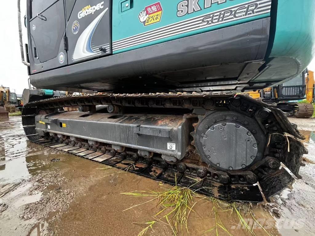 Kobelco SK 140 Paletli ekskavatörler