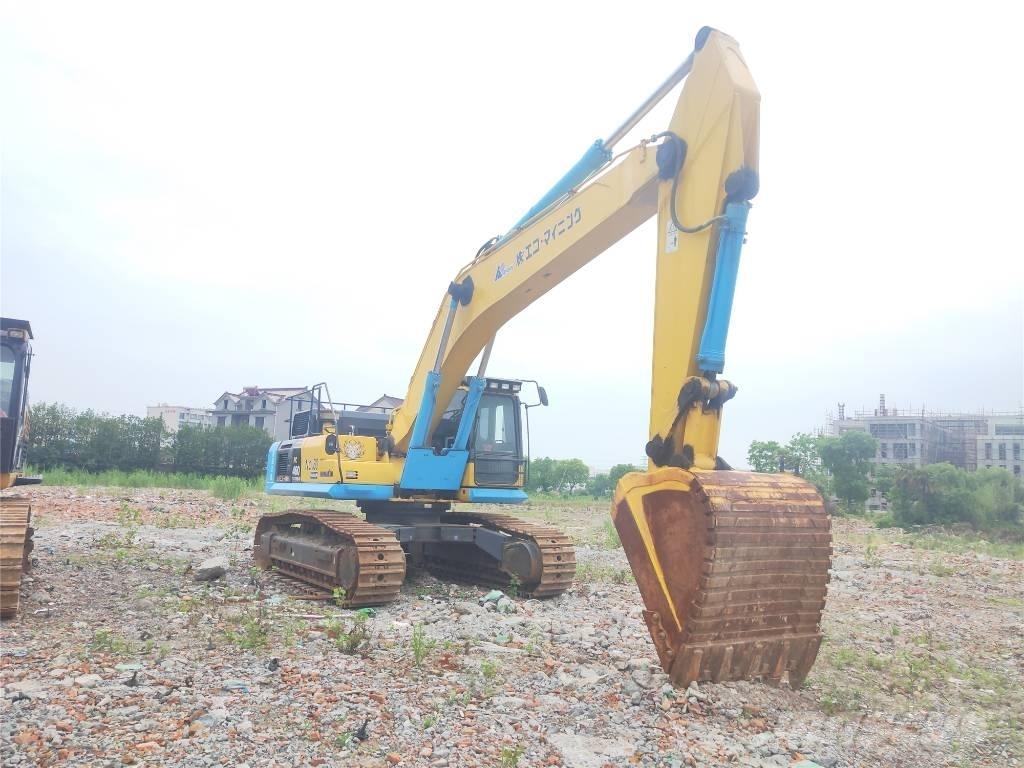 Komatsu PC460-8 Paletli ekskavatörler