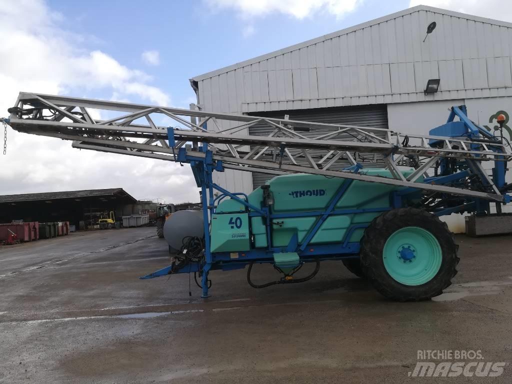 Berthoud MAXXOR 40 Çekilir pülverizatörler