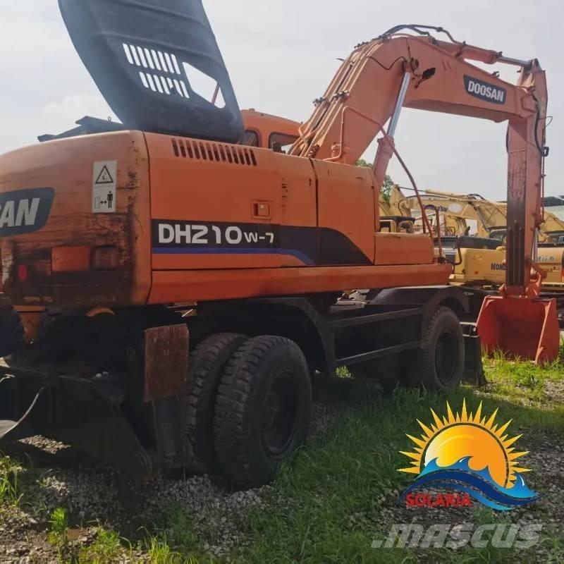 Doosan DH 210 W-7 Lastik tekerli ekskavatörler
