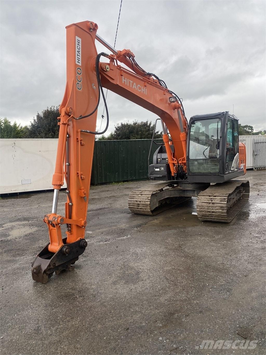 Hitachi 130-6 Paletli ekskavatörler