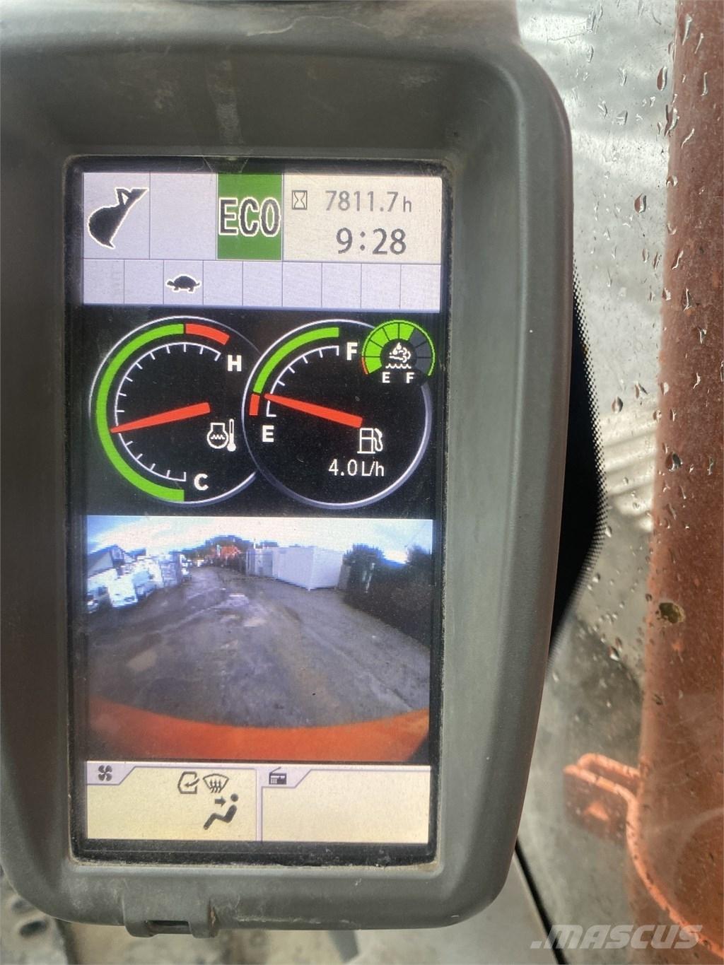 Hitachi 130-6 Paletli ekskavatörler