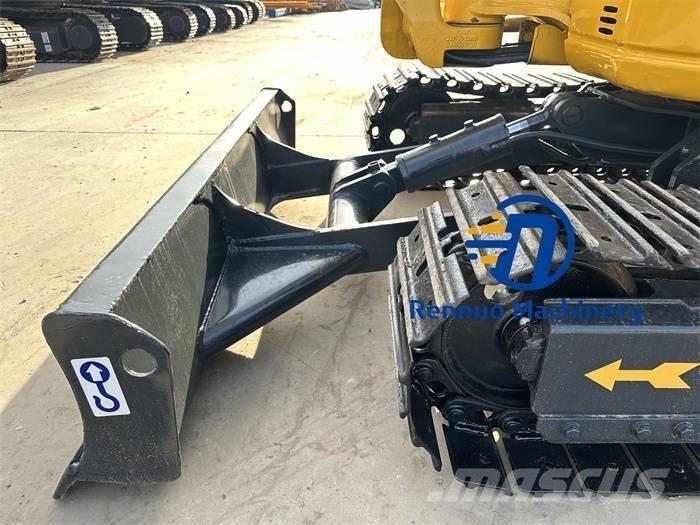 Komatsu PC 30MR Mini ekskavatörler, 7 tona dek