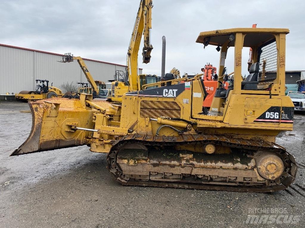 CAT D5G XL Paletli dozerler