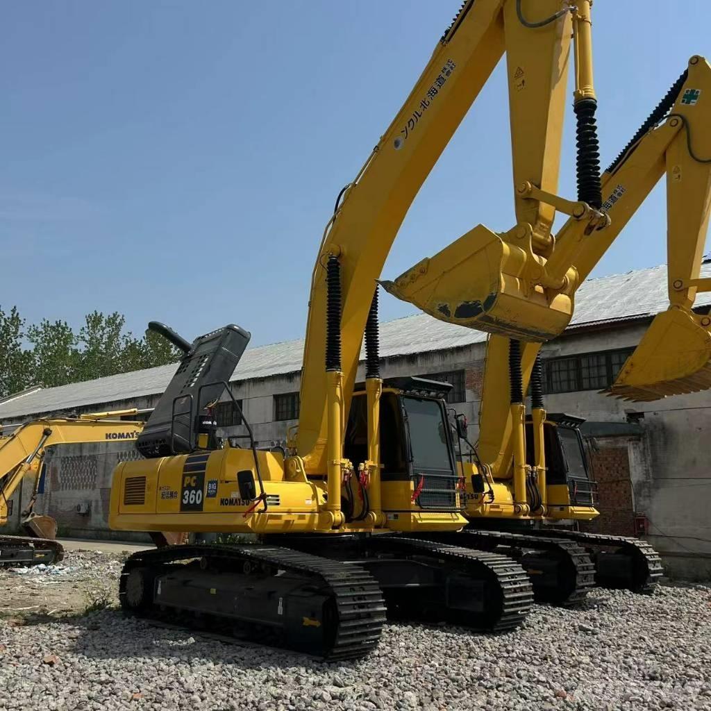Komatsu 360 Paletli ekskavatörler