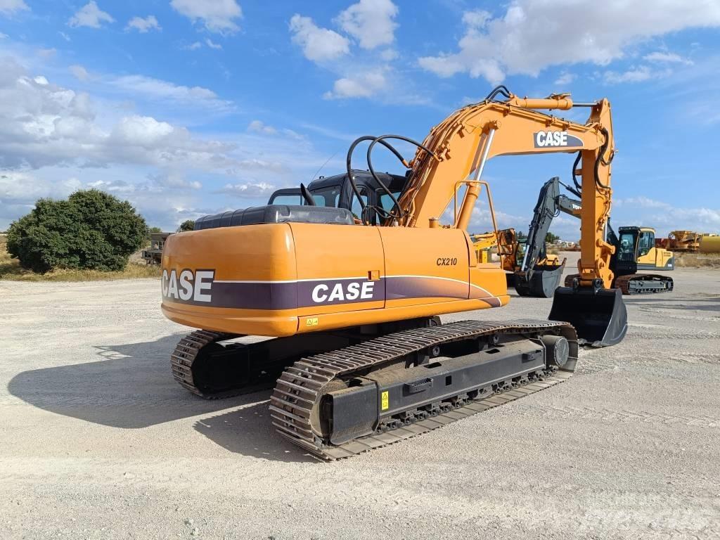 CASE CX 210 Paletli ekskavatörler