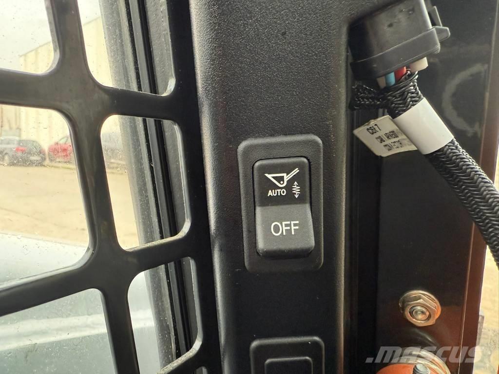 Bobcat S 590 Skid steer loderler