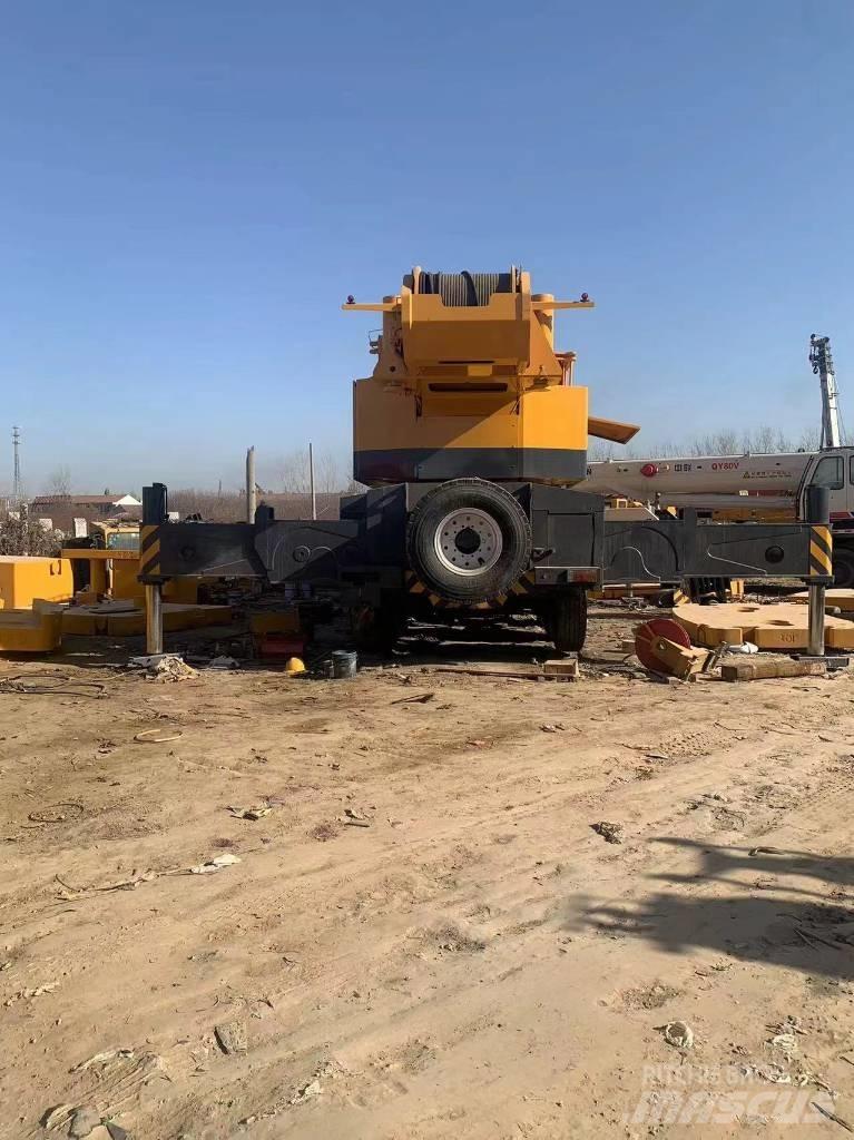 XCMG QY220 Yol-Arazi Tipi Vinçler (AT)