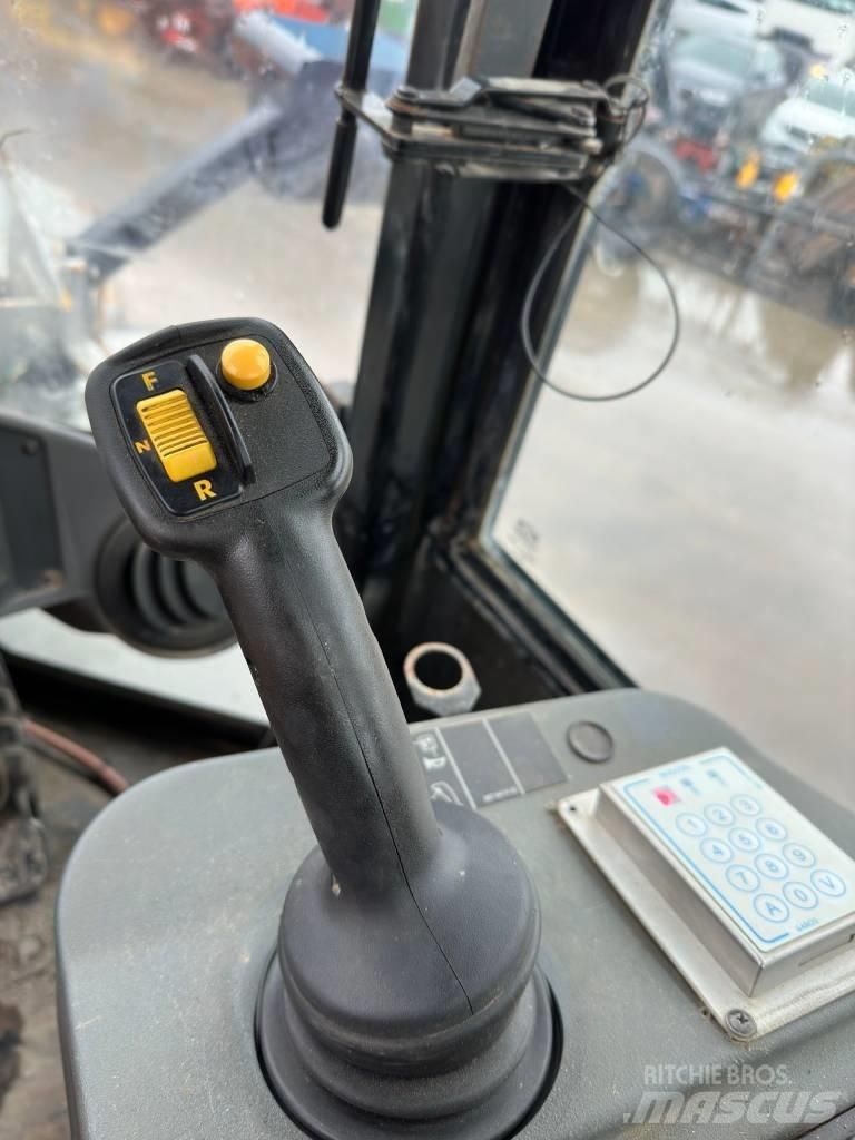 CAT 936H Tekerlekli yükleyiciler
