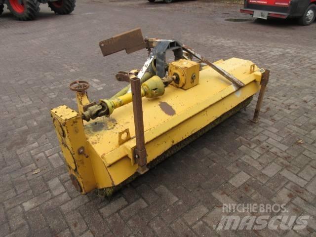 Riko M700 Diger kar ve yol makinalari