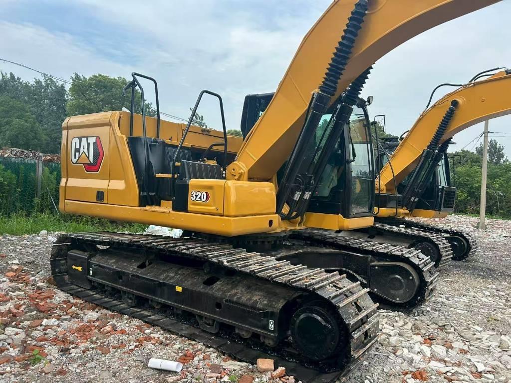 CAT 320 Paletli ekskavatörler