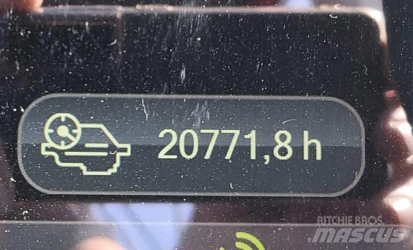 Komatsu 855 Tomruk yükleyici traktörler