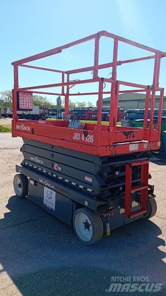 SkyJack SJ4626 Makasli platformlar