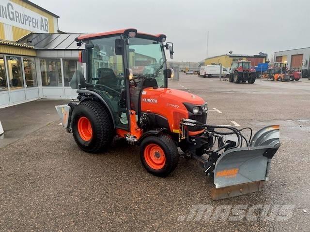 Kubota STW 37 Traktörler