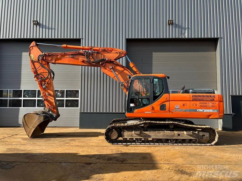 Doosan DX255LC-3 Paletli ekskavatörler