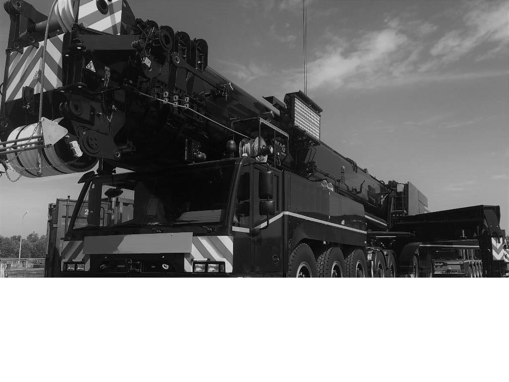 Demag AC 700 Yol-Arazi Tipi Vinçler (AT)