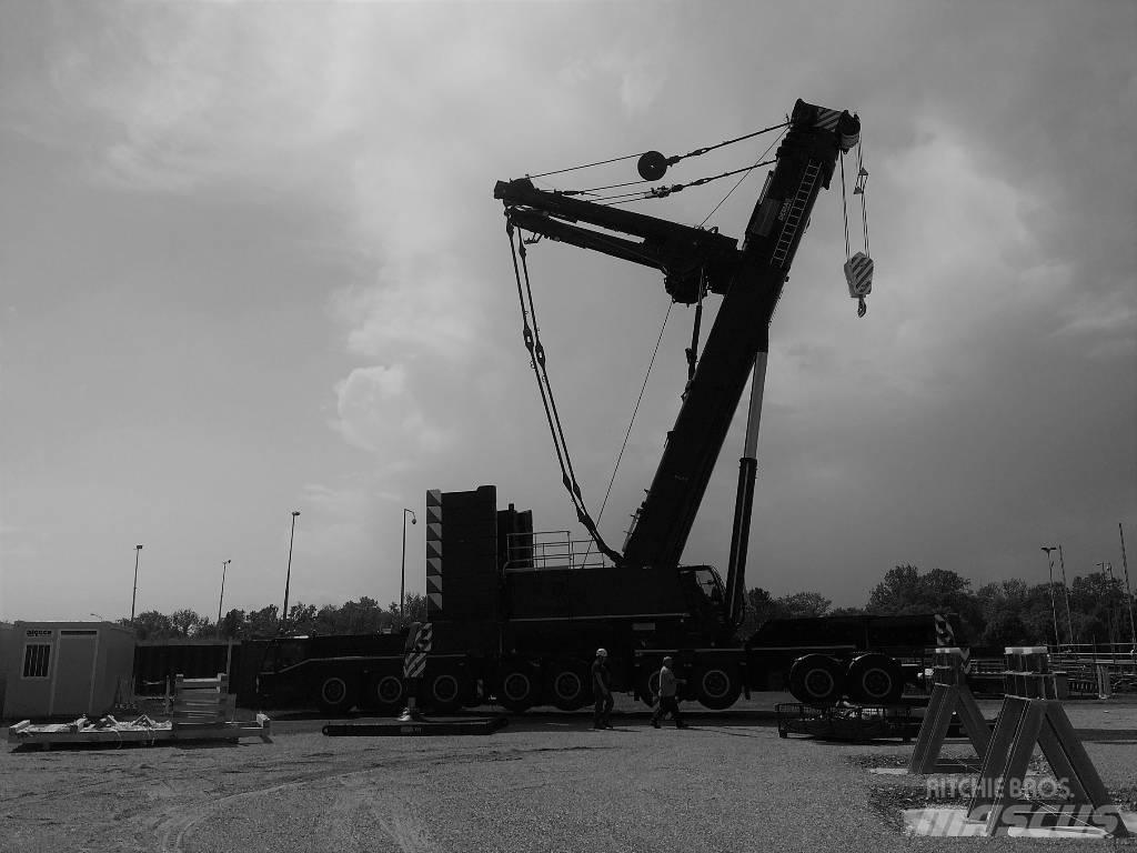 Demag AC 700 Yol-Arazi Tipi Vinçler (AT)