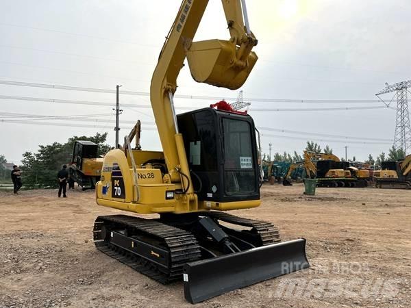 Komatsu PC 70 Paletli ekskavatörler