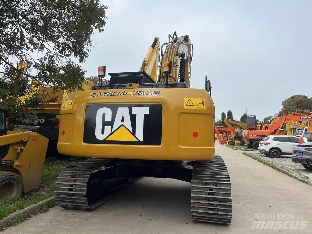 CAT 320DL Paletli ekskavatörler