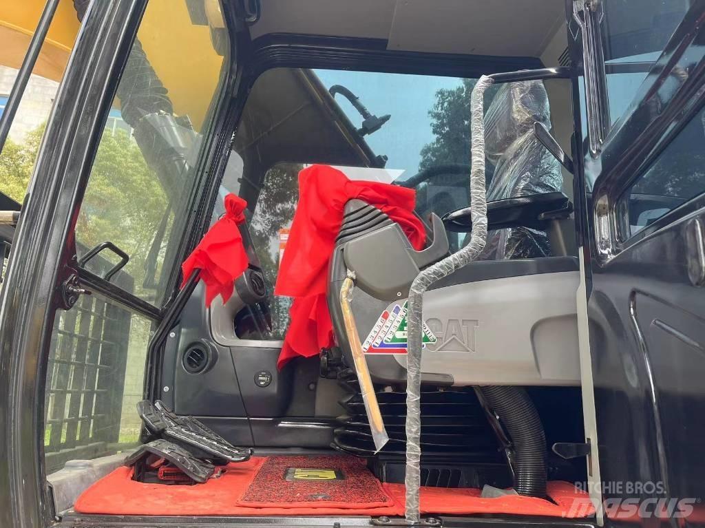 CAT 320DL Paletli ekskavatörler